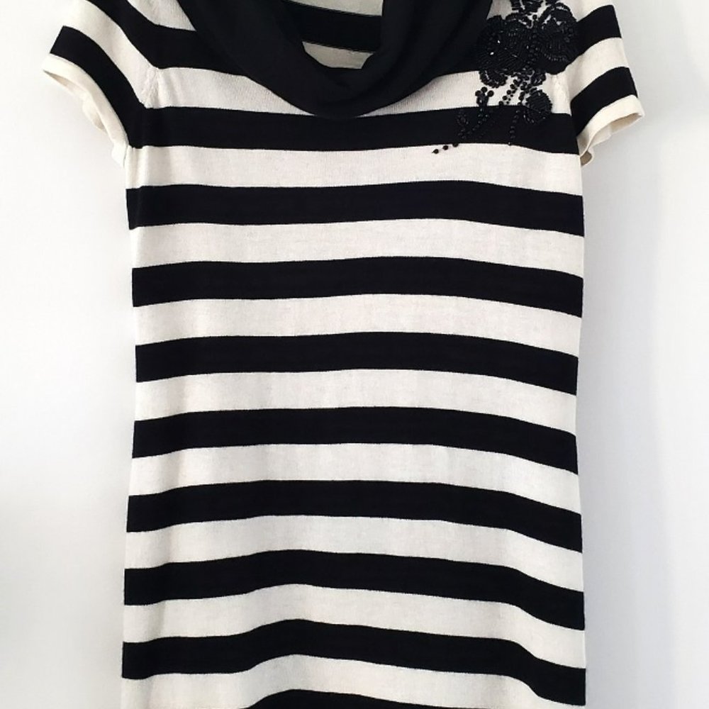 NEW INC International Concepts Striped Top with Beaded Floral Detail - Large